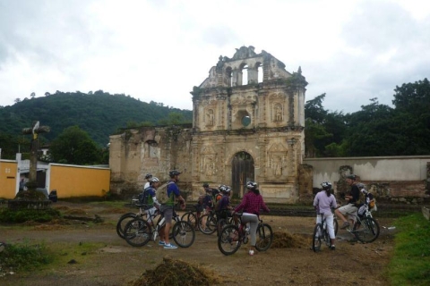 Antigua fietstocht met halve dag verloren steden van de Almolonga