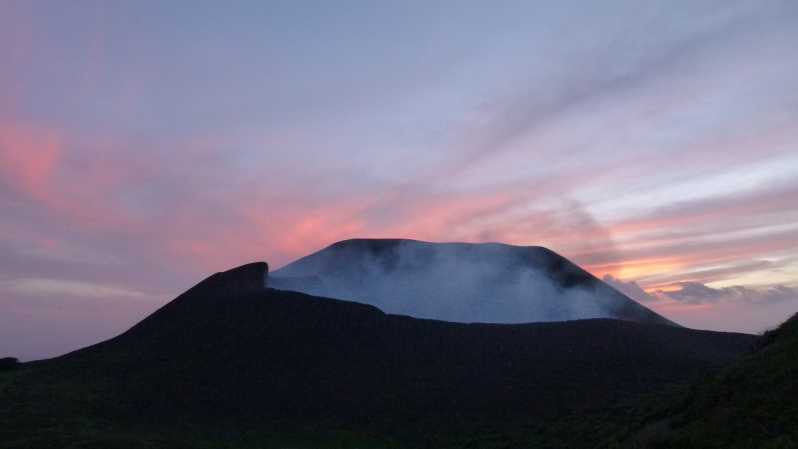 Telica at Twilight: 8-Hour Volcano Excursion from León