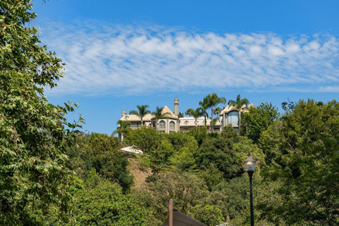 LA VIP Private SUV Experience: Discover Los Angeles in Style Half-Day Experience (5.5 hours)