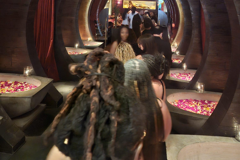 Las Vegas: Night Out at Clubs with Free Drinks and Party Bus Latin Club Crawl