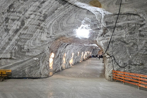 Bucharest: Slănic Prahova Salt Mine & Dracula's Grave tour