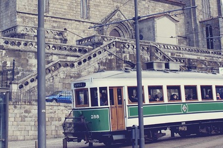 Half-Day Porto Walking Tour with Typical Snack English, French, Spanish or Portuguese Tour