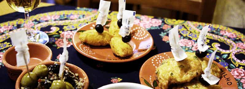 Half-Day Porto Walking Tour with Typical Snack