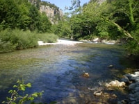 Vikos Gorge Aristi zu Klidonia Brücke 3-Stunden-Wanderung - Hizvo