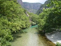 Vikos Gorge Aristi zu Klidonia Brücke 3-Stunden-Wanderung - Hizvo