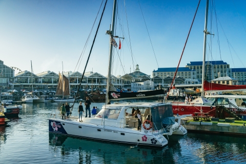 Cape Town: Sunset Champagne Cruise and 3-Course Dinner Sunset Cruise & 3-Courses at the City Grill Restaurant
