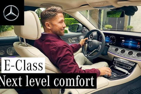 Tour de lujo al Taj Mahal con coche privado, guía y almuerzo 5*.Tour exclusivo al Taj Mahal desde Delhi: viaja en un Toyota Hycross