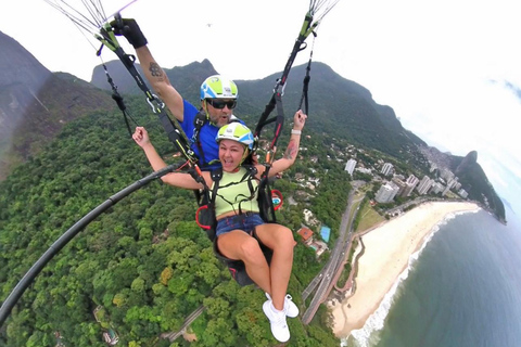 PARAGLIDING FLIGHT IN SÃO CONRADO - RIO DE JANEIRO