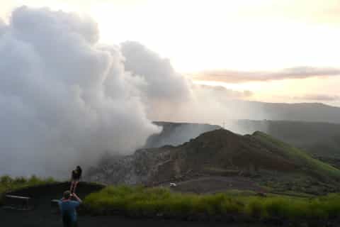 Full-Day Tour: Masaya Volcano, Art Market and White Villages