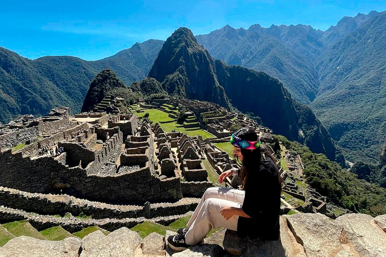 From Cusco: 2 Days, Sacred Valley and Machu Picchu via the scenic route Panoramic Train & Standard Hotel with Lunch in Machu Picchu