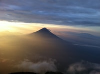 Volcan Acatenango Randonnée de 2 jours - Hizvo