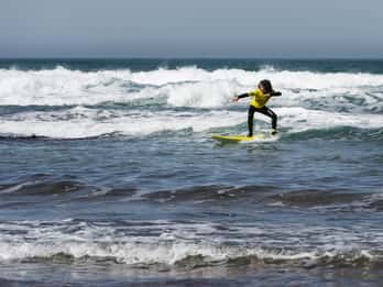 Ericeira: Esperienza di scuola di surf e noleggio attrezzatura