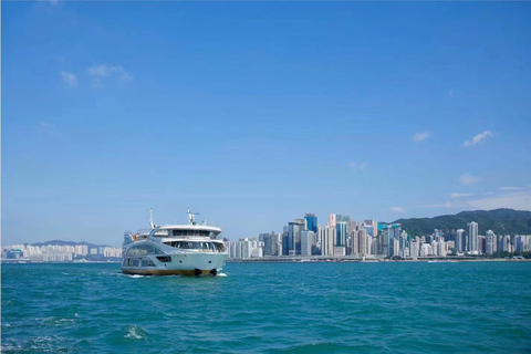 Hong Kong: Victoria Harbour Day, Sunset, or Night Cruise Day Cruise (17:10 PM – 18:10 PM)