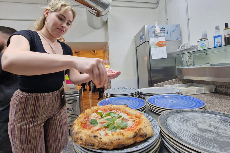 Neapol: Zajęcia z robienia pizzy z lokalnym Pizzaiolo