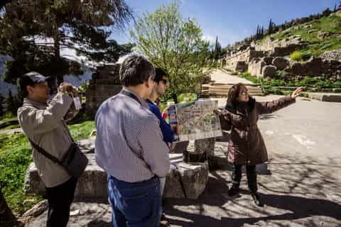 Athens: Delphi Guided Day Trip with Pickup & Optional Lunch