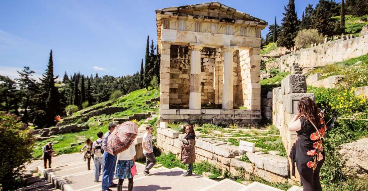 Ateny: wycieczka po Delfach z odbiorem i opcjonalnym lunchem