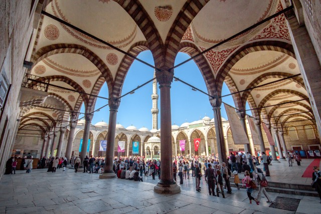 Visit Topkapi Palace, Hagia Sophia & More: Istanbul City Tour in Sarnath, Uttar Pradesh, India