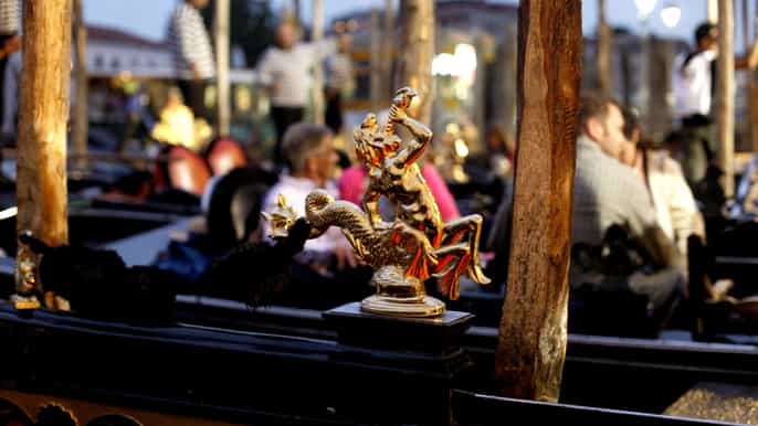 venice ghosts and legends walking tour