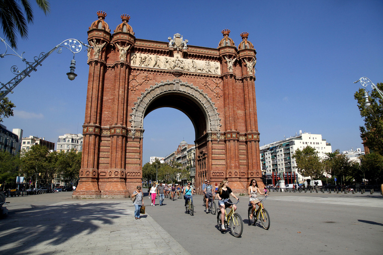 Barcelona: Guided Highlights Bike or eBike Tour (3 Hours) Barcelona Standard Bike Tour in German