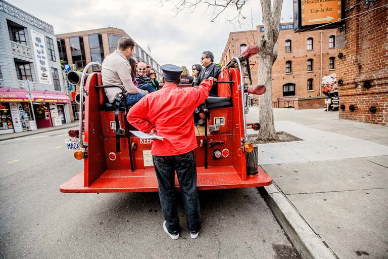 San Francisco Bay: 90-Minute Fire Engine Tour Standard Option