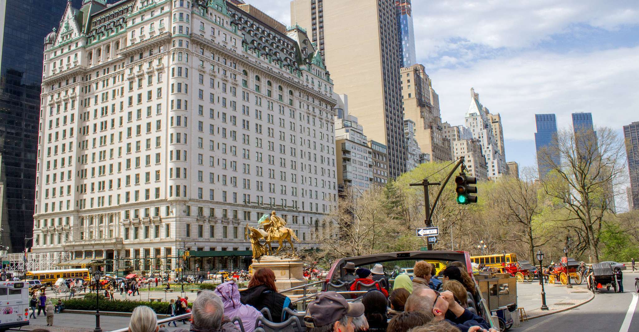 New York, Guided Hop su Hop Off Bus con due attrazioni - Housity