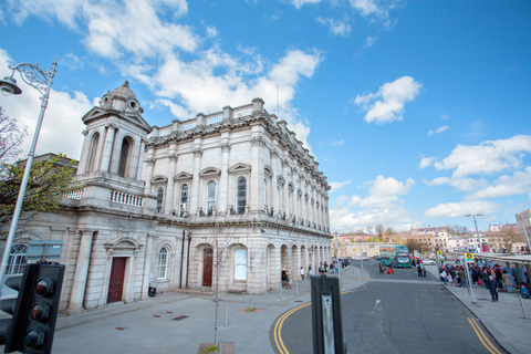 DoDublin Card : visite de Dublin en bus à arrêts multiplesBillet 48 h pour bus à arrêts multiples et guide anglophone