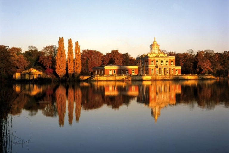 Potsdam: 5-Hour-Tour "Parks & Palaces" from Berlin by VW-Bus Private Tour