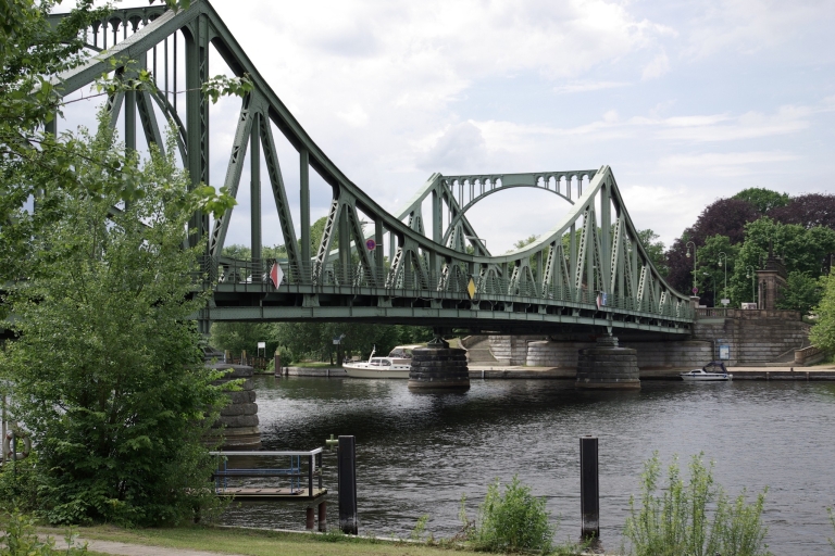 Potsdam: Recorrido de 5 horas "Parques y Palacios" desde Berlín en VW-BusTour privado