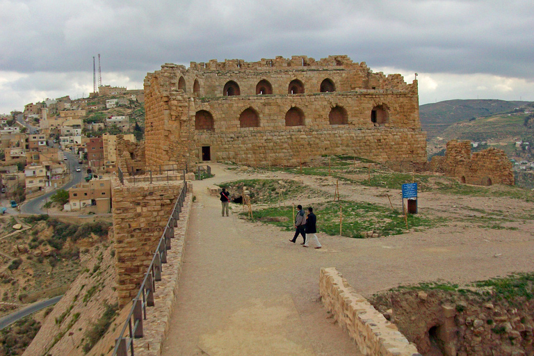 Visite privée de 2 jours à Petra et Little Petra2-3 personnes