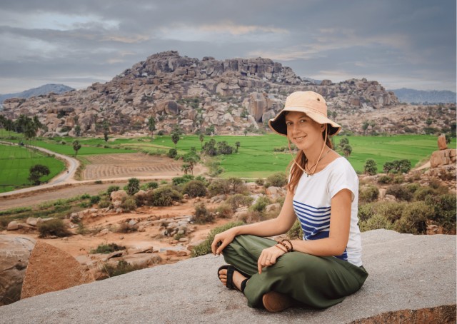 Visit Highlights of Hampi Guided Halfday Tour by Car from Hosapete in Hampi, India