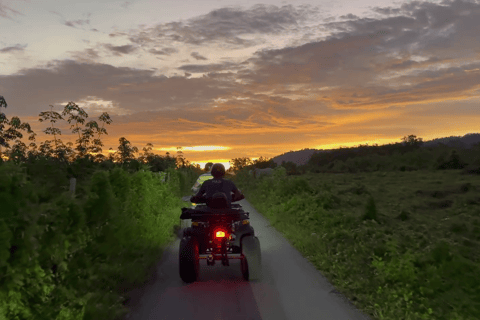 兰卡威ATV山顶黄金时刻兰卡威亚视山顶黄金时刻