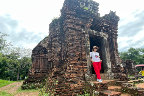 Hoi An: My Son ruïnes; bus-boot-culturele show-lunch-gids