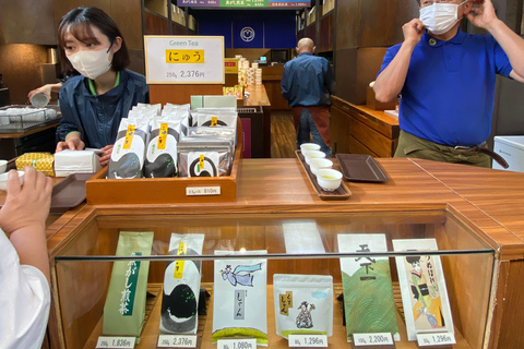 جولة سيرًا على الأقدام في سوق تسوكيجي للأسماك القديم