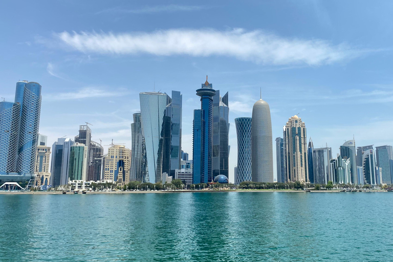 Doha: Wycieczka po mieście z przewodnikiem i rejs łodzią Dhow Wycieczka prywatna