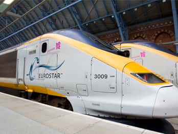 Ab London: 2-tägige Tour nach Paris mit Übernachtung Ab London: 2-tägige Tour nach Paris mit Übernachtung