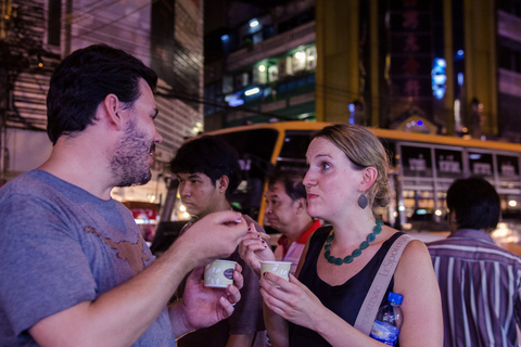 Visite gastronomique nocturne de 3,5 heures dans le quartier chinois de Bangkok