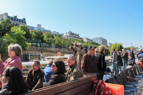 Vanaf Musee d'Orsay: boottocht Seine & Canal Saint-MartinVanaf Musée d'Orsay: boottocht Seine en Canal Saint-Martin