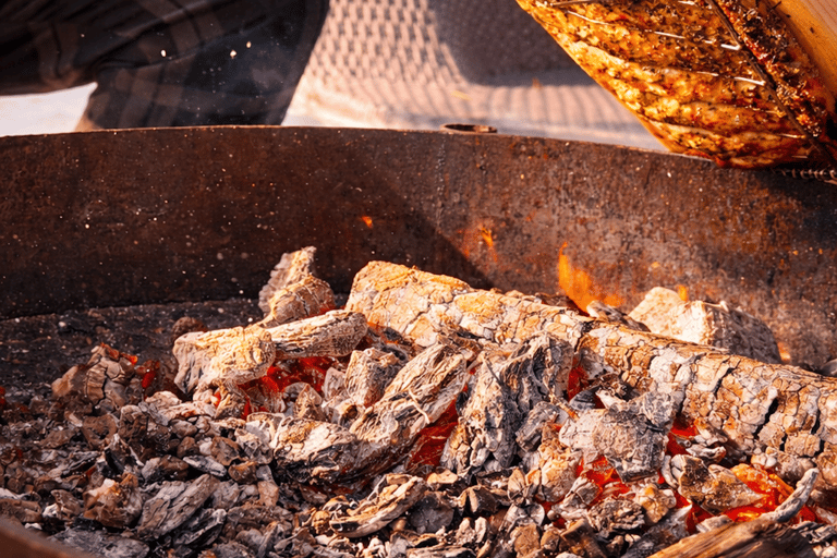 Oslo: Malmøya Island Salmon Grilling Workshop & Jacuzzi