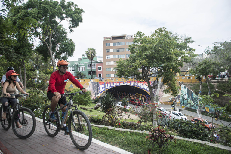 Lima: tour della città in bici