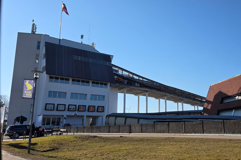 From Riga: Turaida & Sigulda Day Trip with Guide