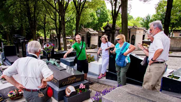famous graves of paris 2hour tour of père lachaise