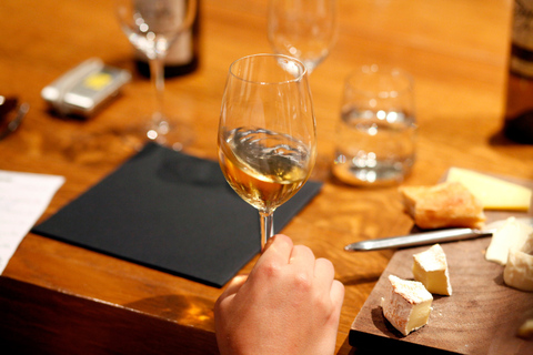 Paris: French Wine Tasting Class with Sommelier Shared Experience