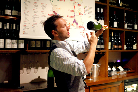 Paris: French Wine Tasting Class with Sommelier Shared Experience