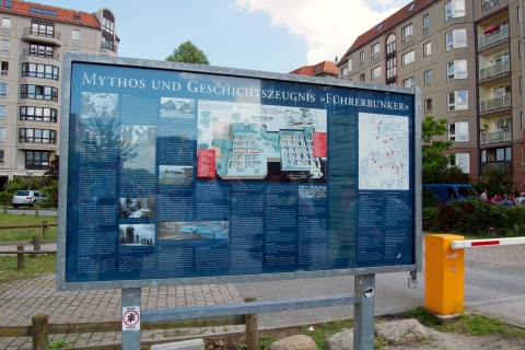 Berlin: Drittes Reich RundgangPrivate Tour auf Englisch oder Deutsch mit Hotelabholung