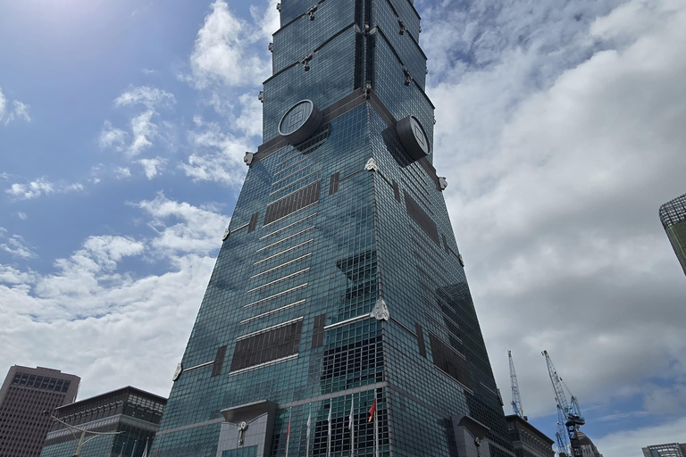 Taipei Private Tour: Heights, Heritage & Local Life Sunset & Night Market