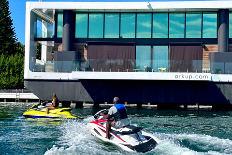 Miami Beach: Hyr WaveRunner &amp; båtresa2 personer per jetski