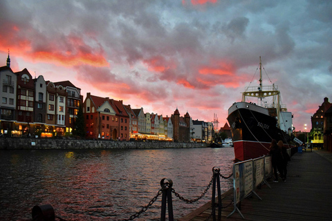 Gdańsk: Traditional Food Tour