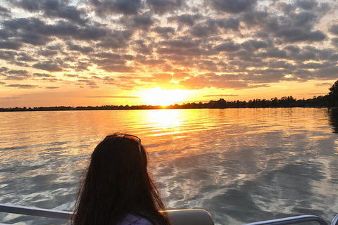 Winter Haven: Guided Sunset Boat Tour with Dinner Stop