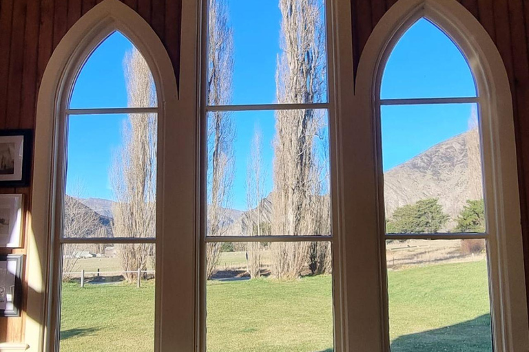 Queenstown: Winery Loop by Ebike & Take-Home Bottle of Wine