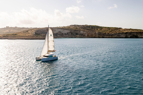 A melhor experiência de um dia inteiro em um catamarã de luxo